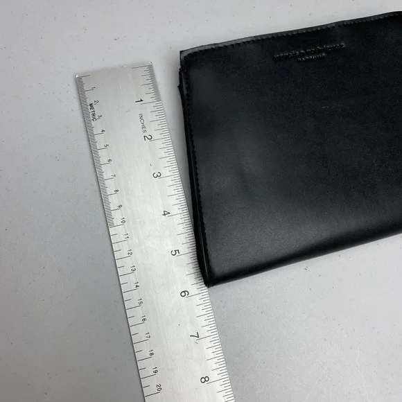 Narciso Rodriguez BLK  Make-up Bag with 3 Travel Perfume Atomizers, Spri… - Picture 6 of 6